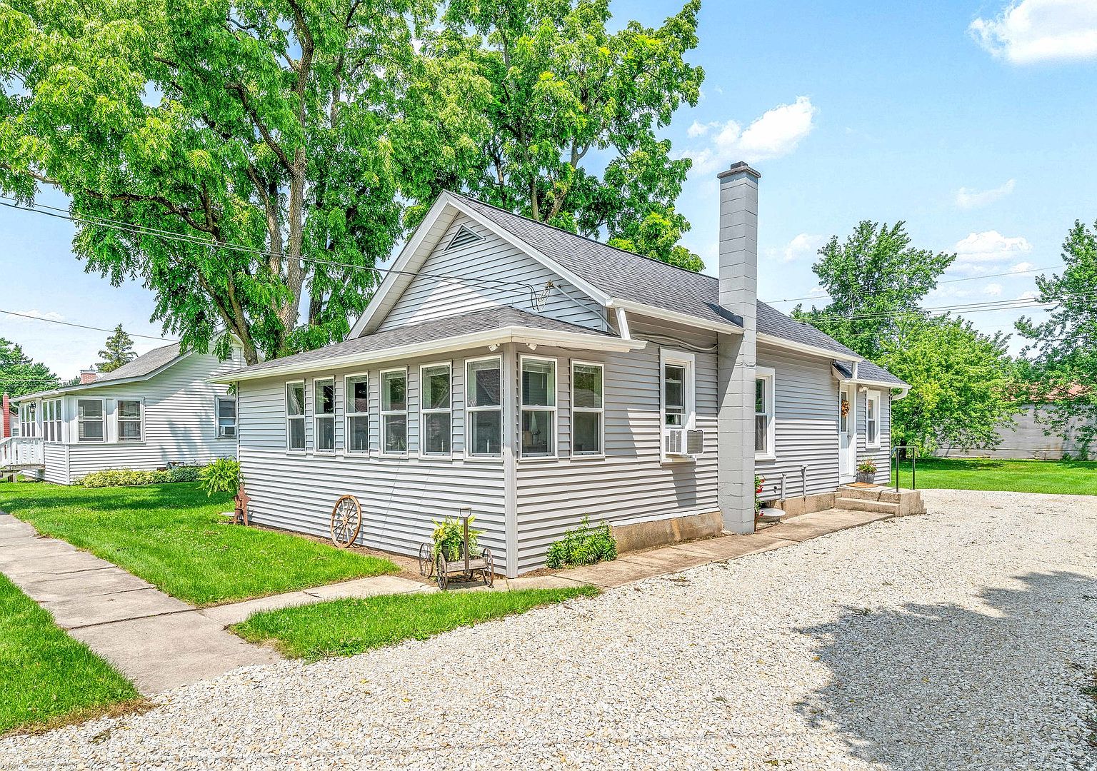 410 Clark St, Paw Paw, IL 61353 Zillow