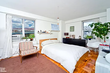 Rented by Brown Harris Stevens