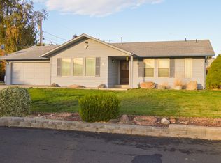 6 Hovde Park Dr, Selah, WA