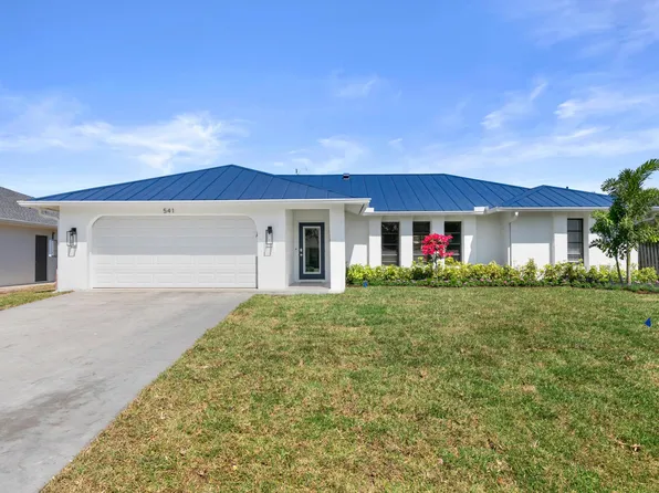 541 92nd Ave N, Naples, FL 34108