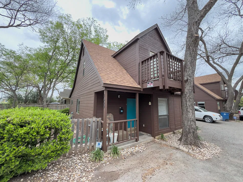 4607 Avenue B #A