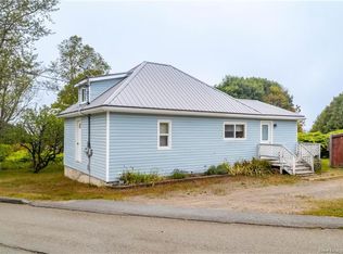 47 French Village Rd, Blacks Harbour, NB E5H 1G1