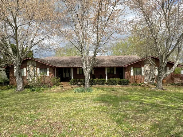 116 Hickory Hill Dr, Estill Springs, TN 37330