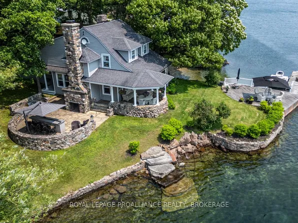 121 Tremont Park Is, Leeds And The Thousand Islands, ON K7G 3C9