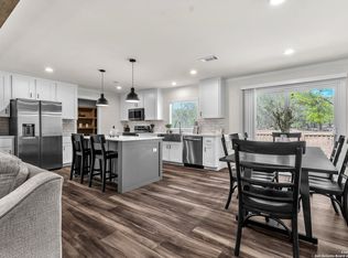 148 Syrah St, La Vernia, TX 78121