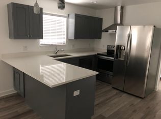 1190 1/2 28th Ave N, Saint Petersburg, FL 33704