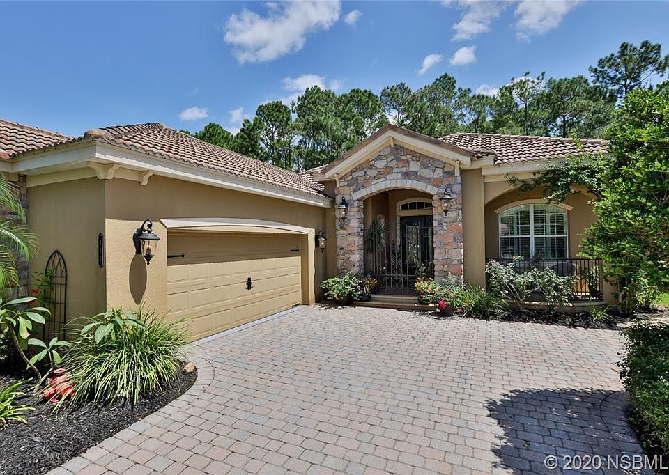 1st image of 465 Luna Bella Ln