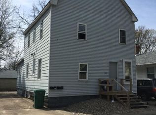 1841 S 2nd St, Springfield, IL 62704