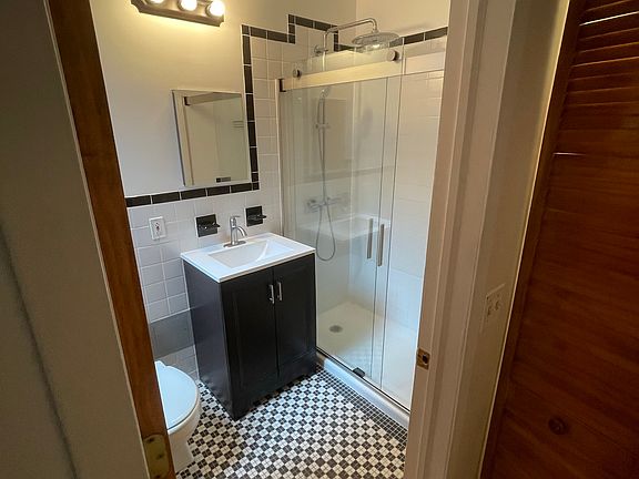 2nd image of 53 Saint Nicholas Ave #2E