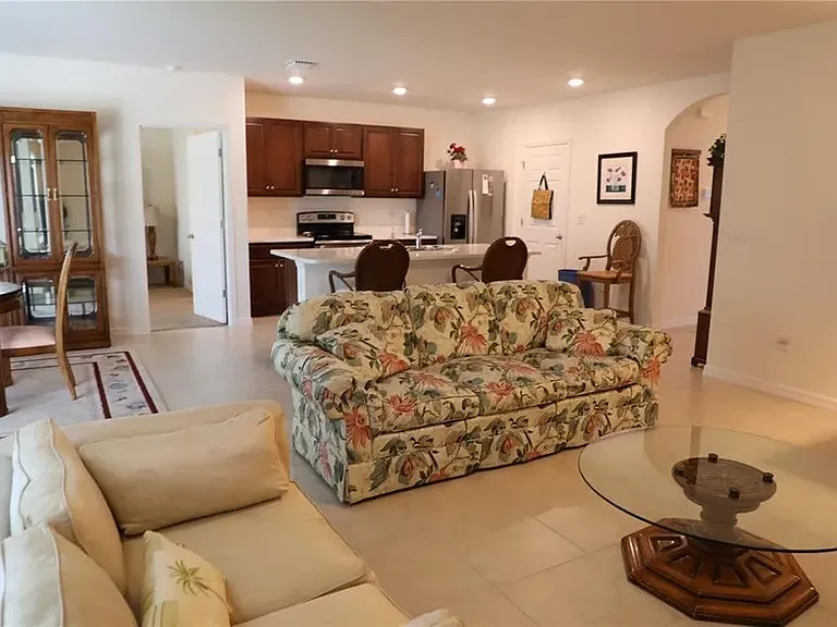 25316 E Lenox Cir — Photo 3