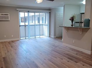 Roscoe Apartments, Winnetka, CA 91306