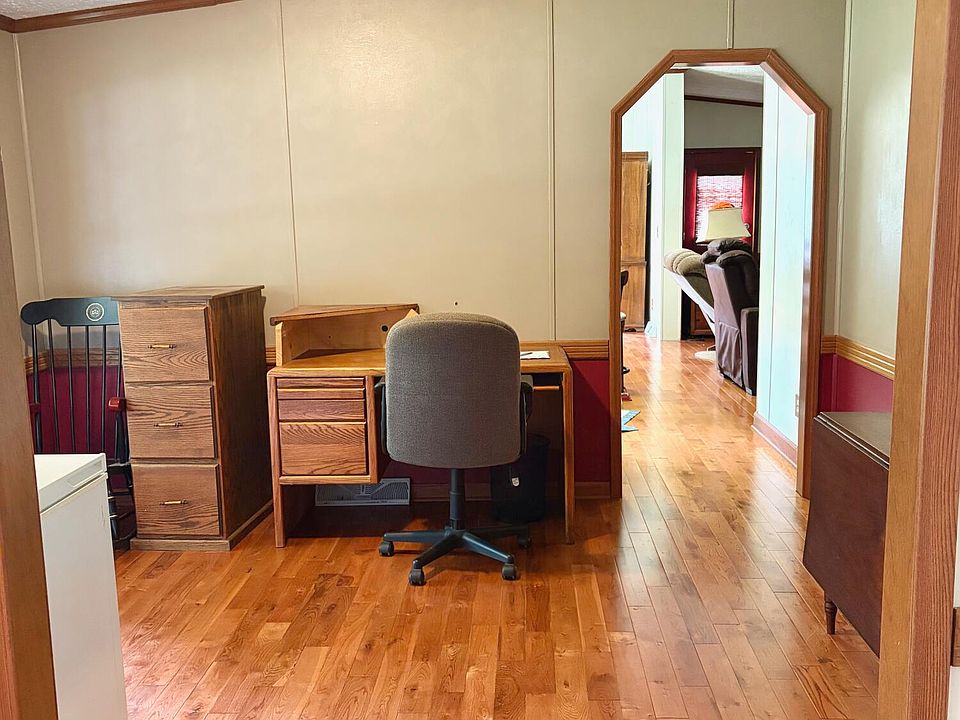 1st image of 915 Isolane Rd