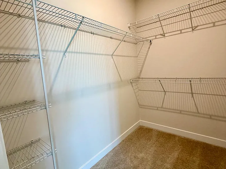 149 Lawndale Dr — Photo 31