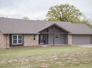 106 Murls Lake Cir, Weatherford, TX 76085
