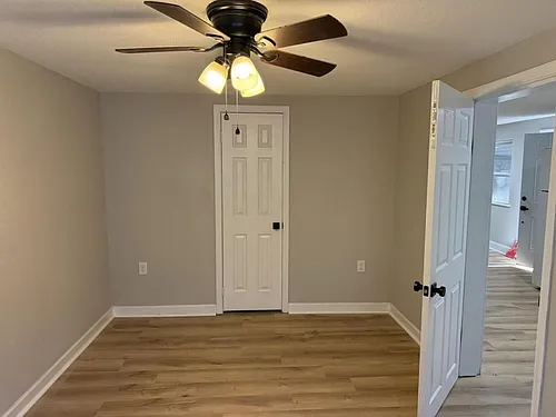 507 Gray Ave Photo 1
