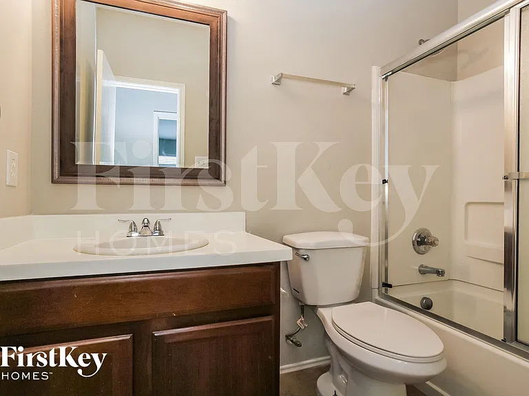 8110 Berkely Ct — Photo 13