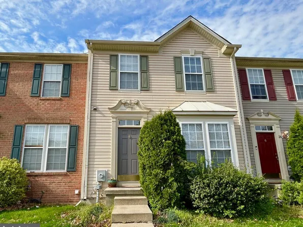 26 Colts Neck Dr, Sicklerville, NJ 08081