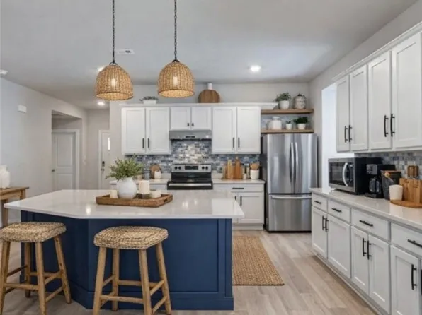 800 Buffalo Ave, Gentry, AR 72734