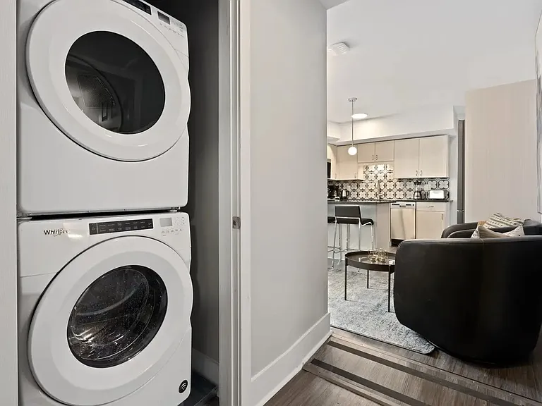 388 Chapel St #2 — Photo 5