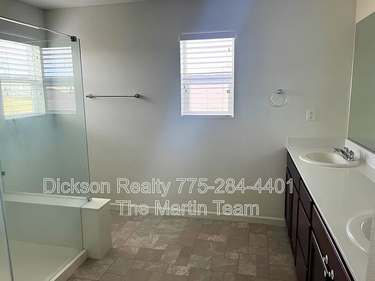 11042 Marymount Dr — Photo 7