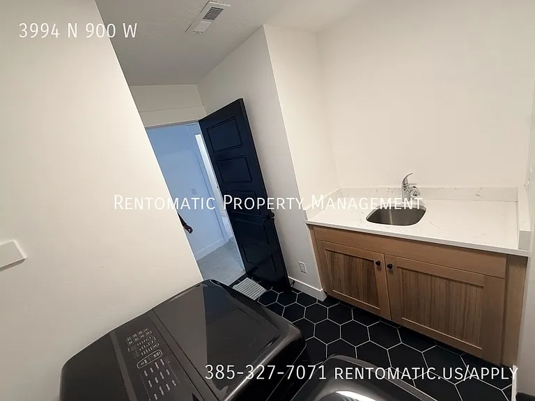 3994 N 900 W — Photo 17