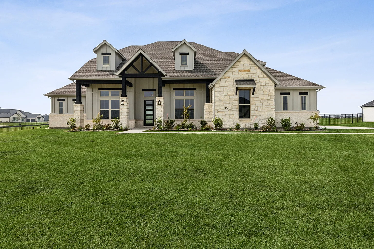 476 Baile Dr photo 1