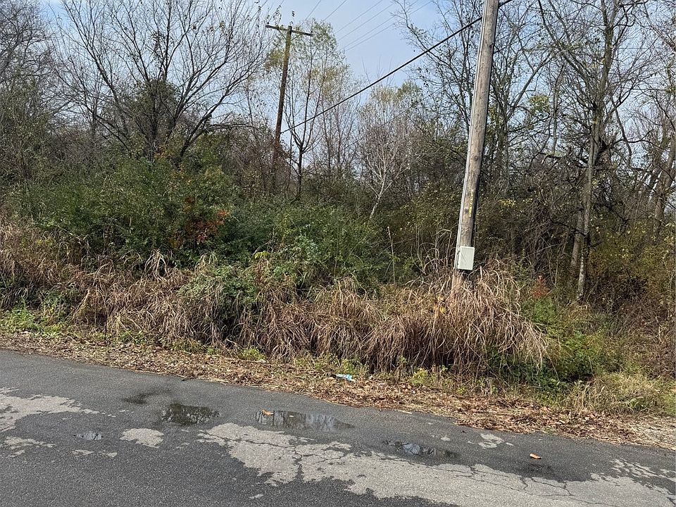 2nd image of 1127 N 3rd St