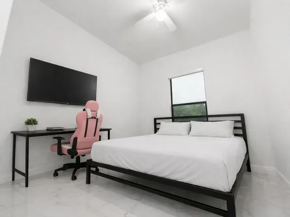 (undisclosed Address), Lehigh Acres, FL 33972