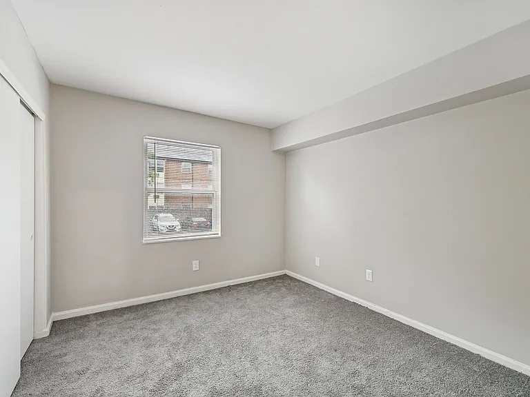 Flats on Tamarack — Photo 31