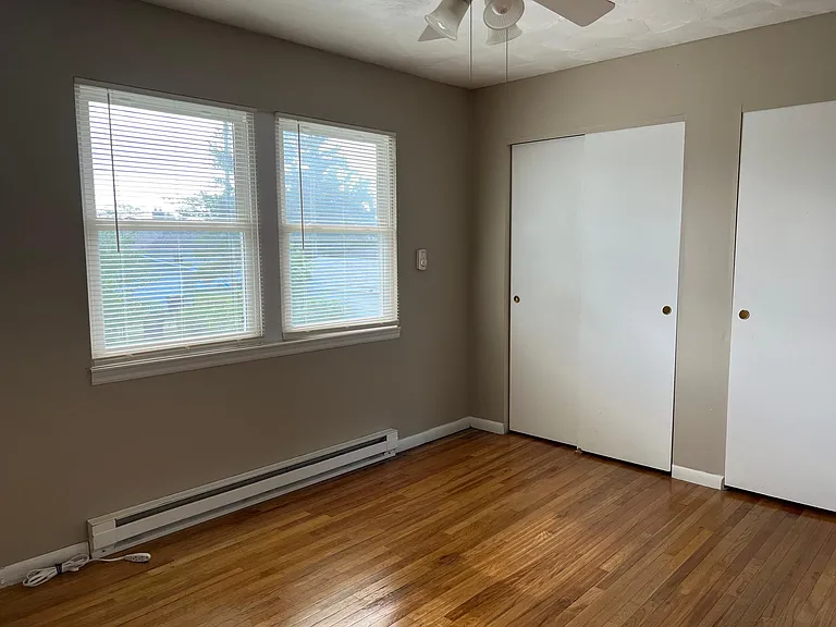 89 N 16th Ave — Photo 5