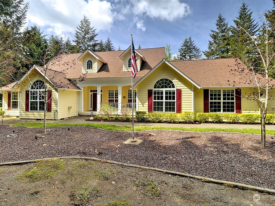 1st image of 451 E Snowy Owl Drive
