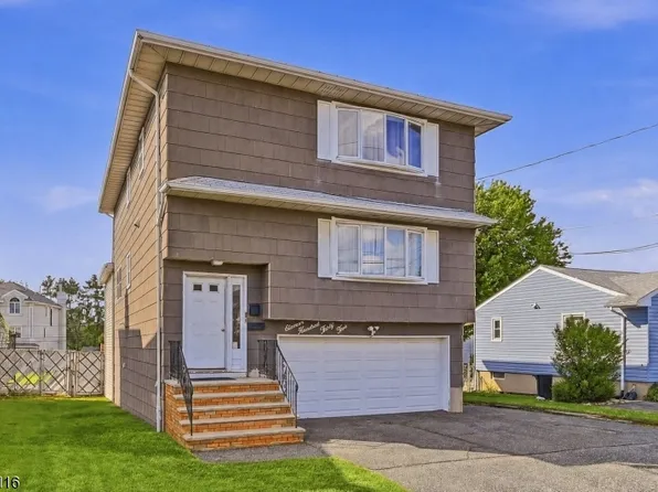 1135 Stonewall Ln, Secaucus Town, NJ 07094