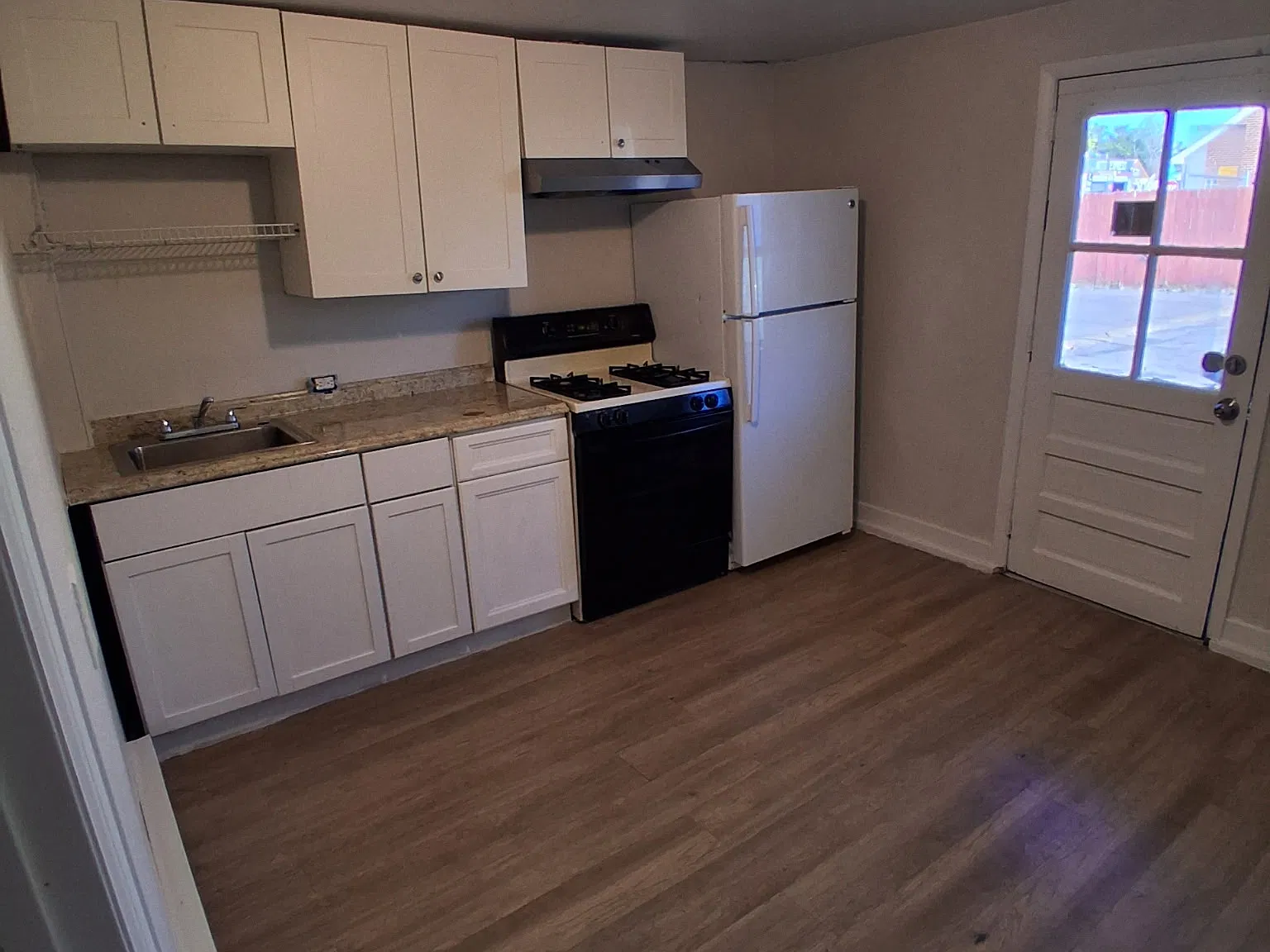 636 S Quitman — Photo 1