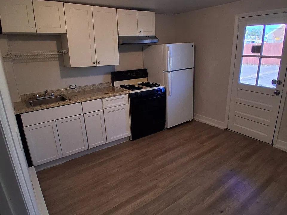 636 S Quitman