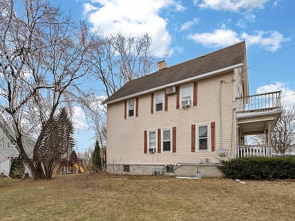 2nd image of 1326 Midland AVENUE