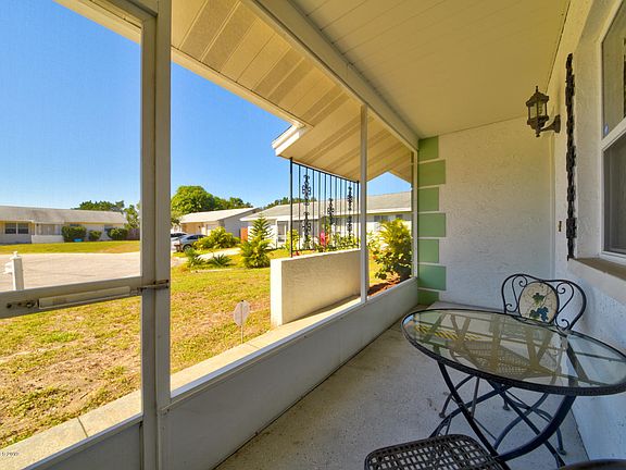 3rd image of 2570 Via Veneto Ct