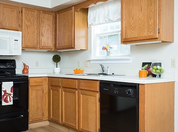 4th image of 2337 Breckenridge Ct