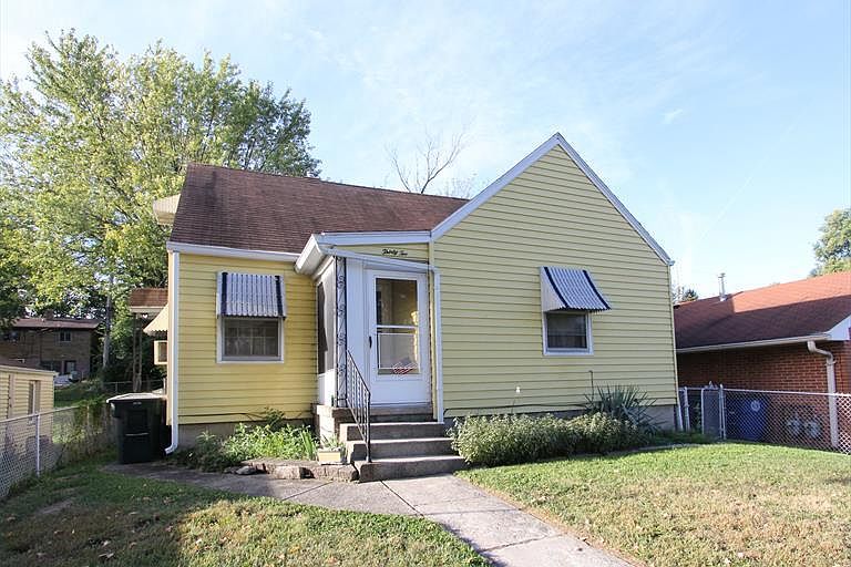 1st image of 32 Mello Ave
