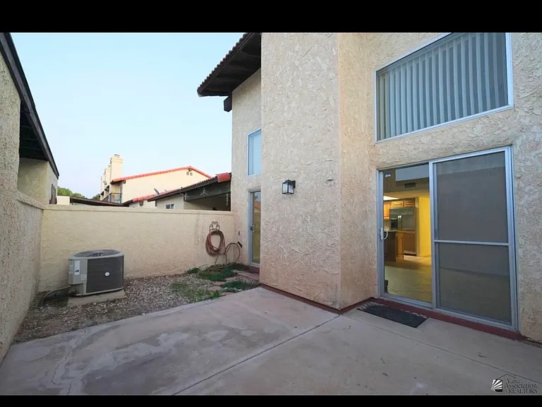 2155 S 14th Ave #38 — Photo 12