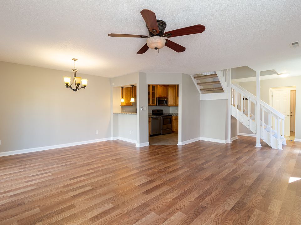 1st image of 309 Elderwood Ct