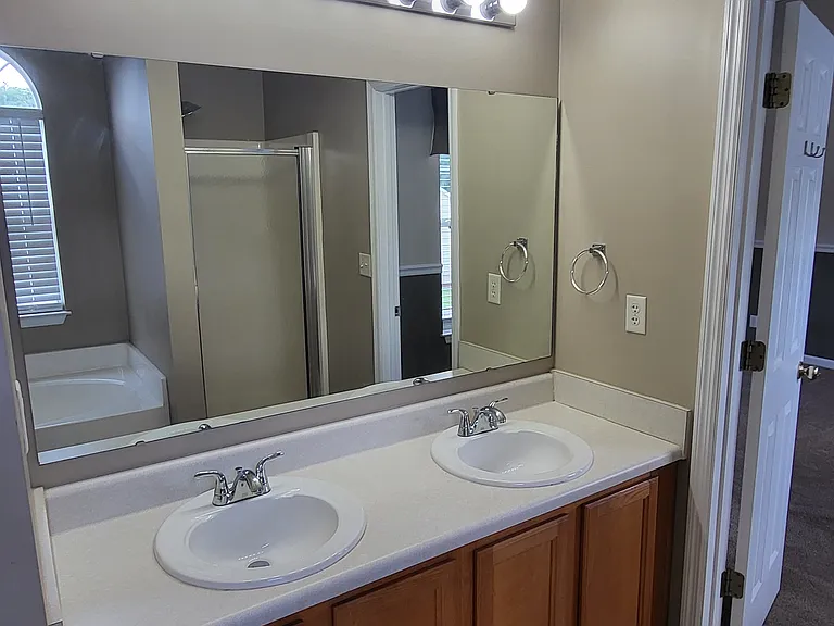 133 Penzance Blvd — Photo 13