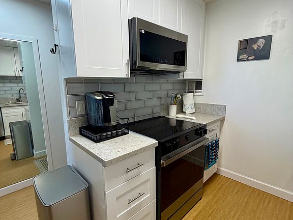 5th image of 1805 Poki St