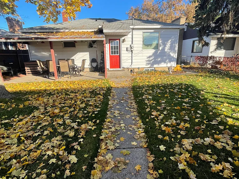 1634 E Glass Ave — Photo 4