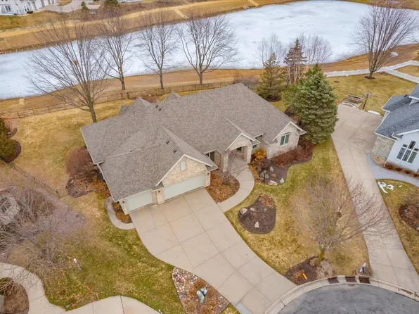 9 Boulder Creek Circle, Madison, WI 53717