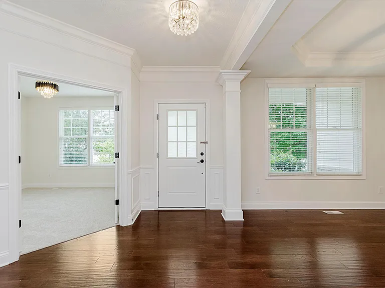 10264 Normandy Way — Photo 4