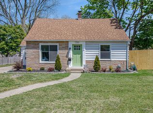 1230 Sunnyside Dr, Kalamazoo, MI