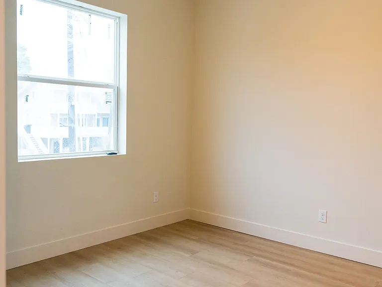 Main Floor Bedroom #2