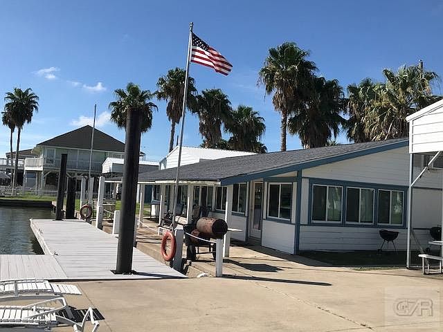 1st image of 1298 Island Blvd