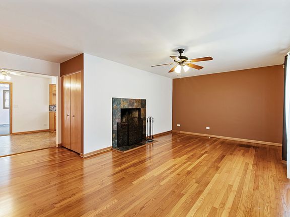 4th image of 8119 Laramie Ave