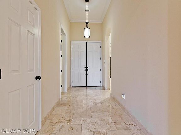 5th image of 9821 Cantebury Rose Ln